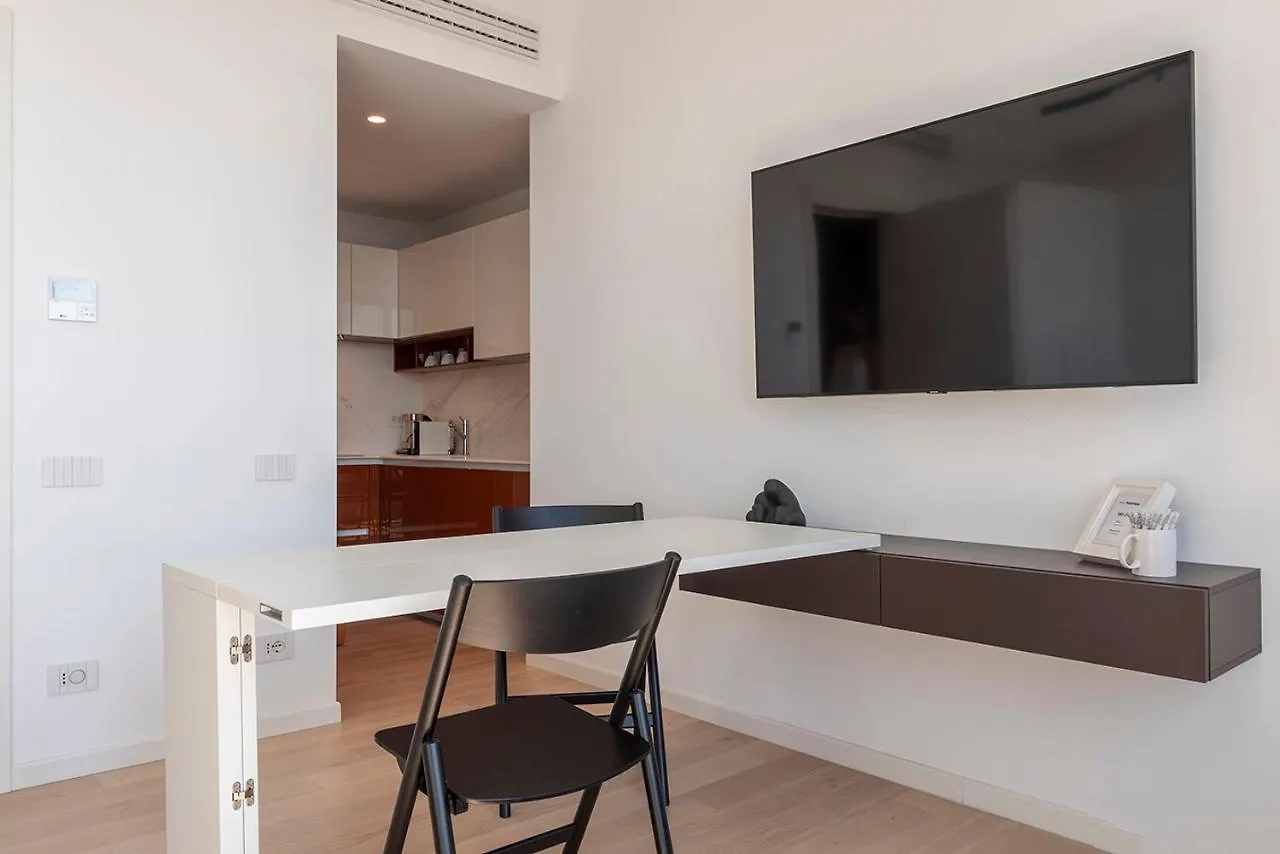 Easyhomes-Central Tower Milán Apartamento