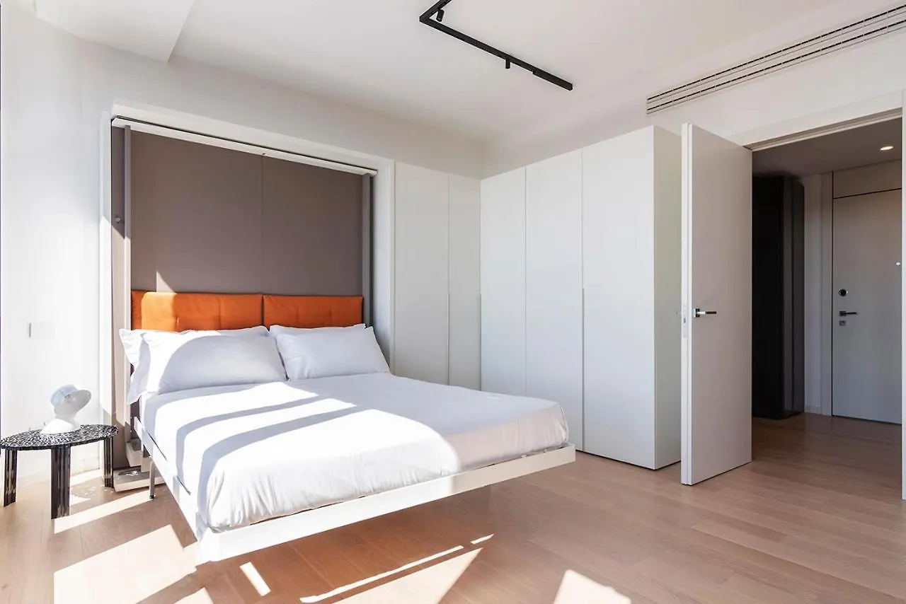 Easyhomes-Central Tower Milán Italia