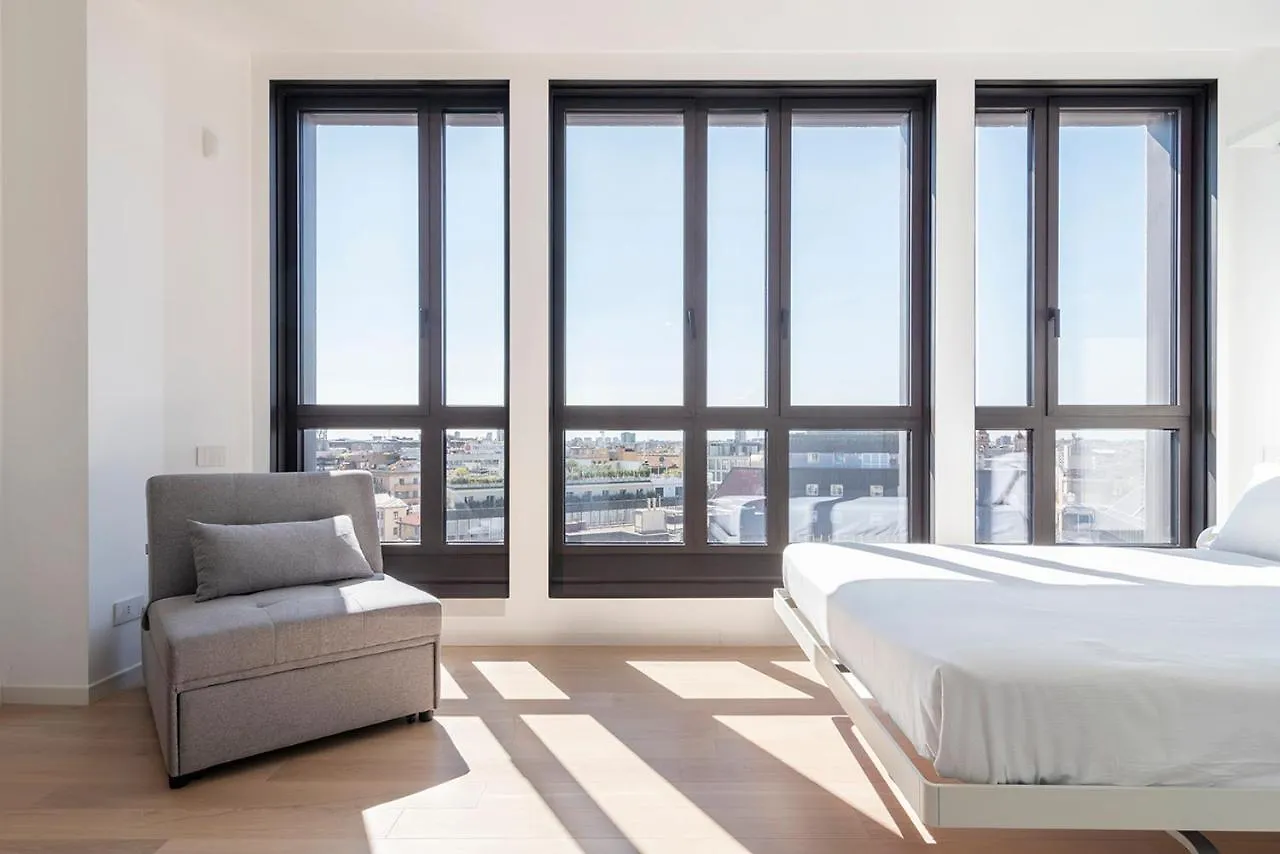 Easyhomes-Central Tower Milán 0*,  Italia