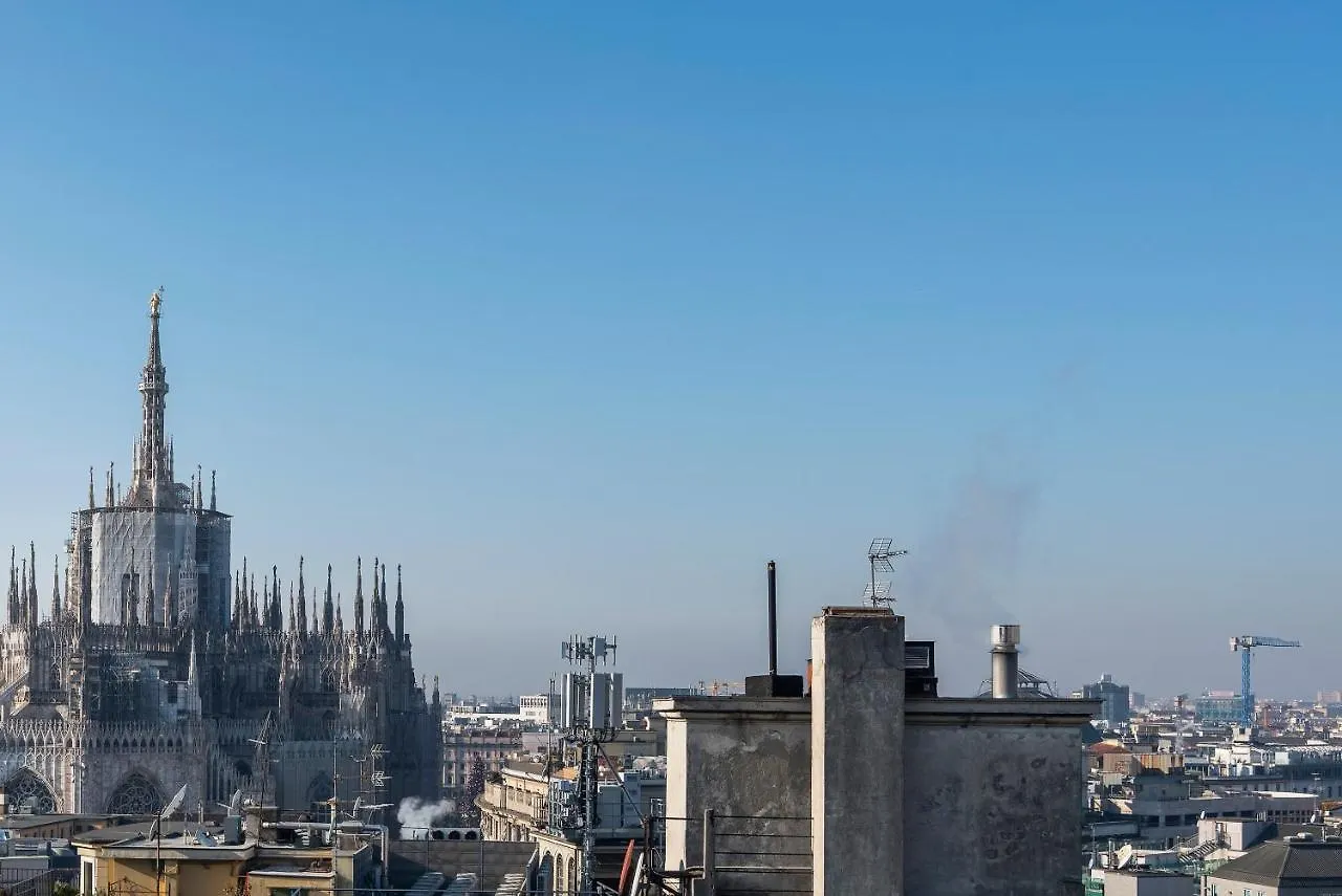 Easyhomes-Central Tower Milán Italia